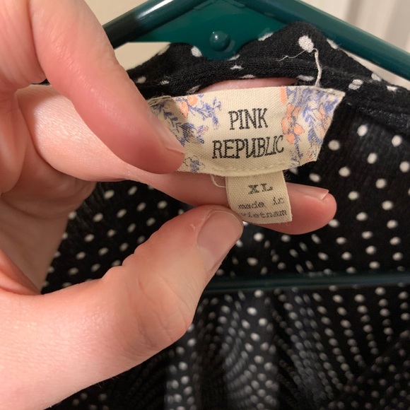 Pink Republic XL blousey crop - Picture 1 of 3